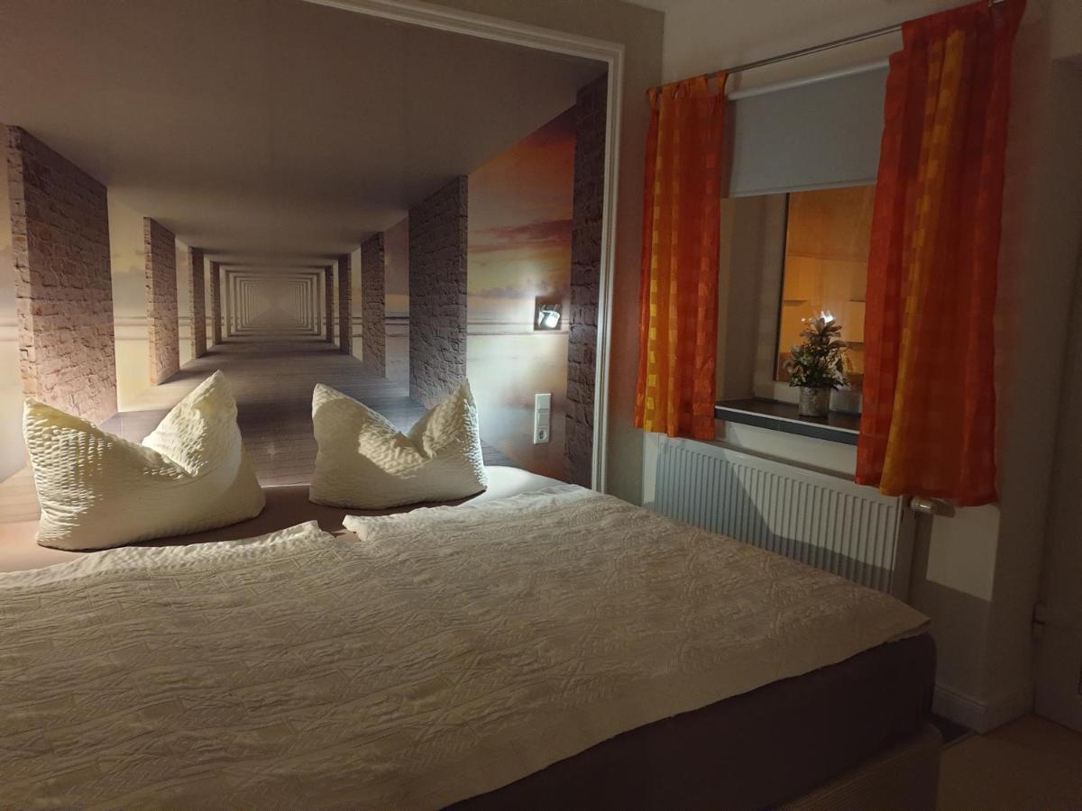 Ferienwohnung Am Rathaus Tangermünde Buitenkant foto